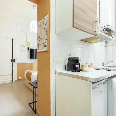 Cosy Centre Montparnasse Apartment Paris